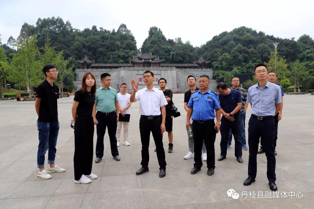 丹棱县委书记宋骥调研城市建设重点项目工作推进情况