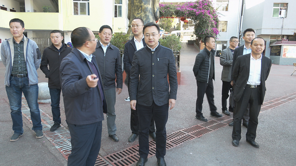 丹棱县委副书记,县长黄秀航赴凉山彝族自治州金阳县看望慰问援彝干部