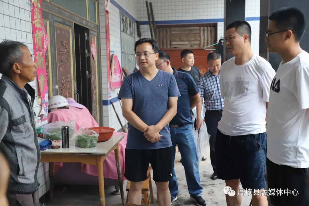 抓实抓细防汛应对举措 全力确保安全度汛 ——丹棱县委副书记,县长